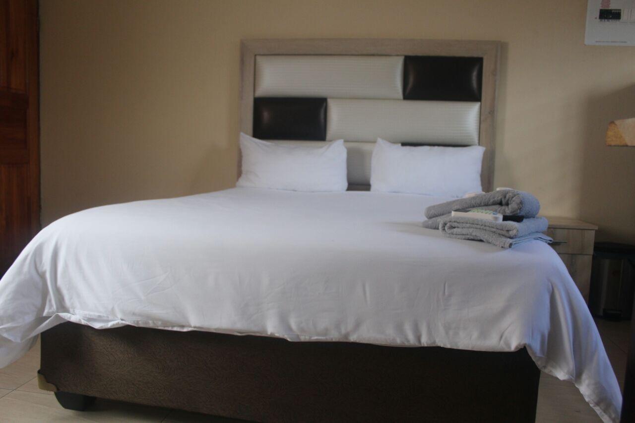 Mbopha Guest House Ulundi Exterior foto