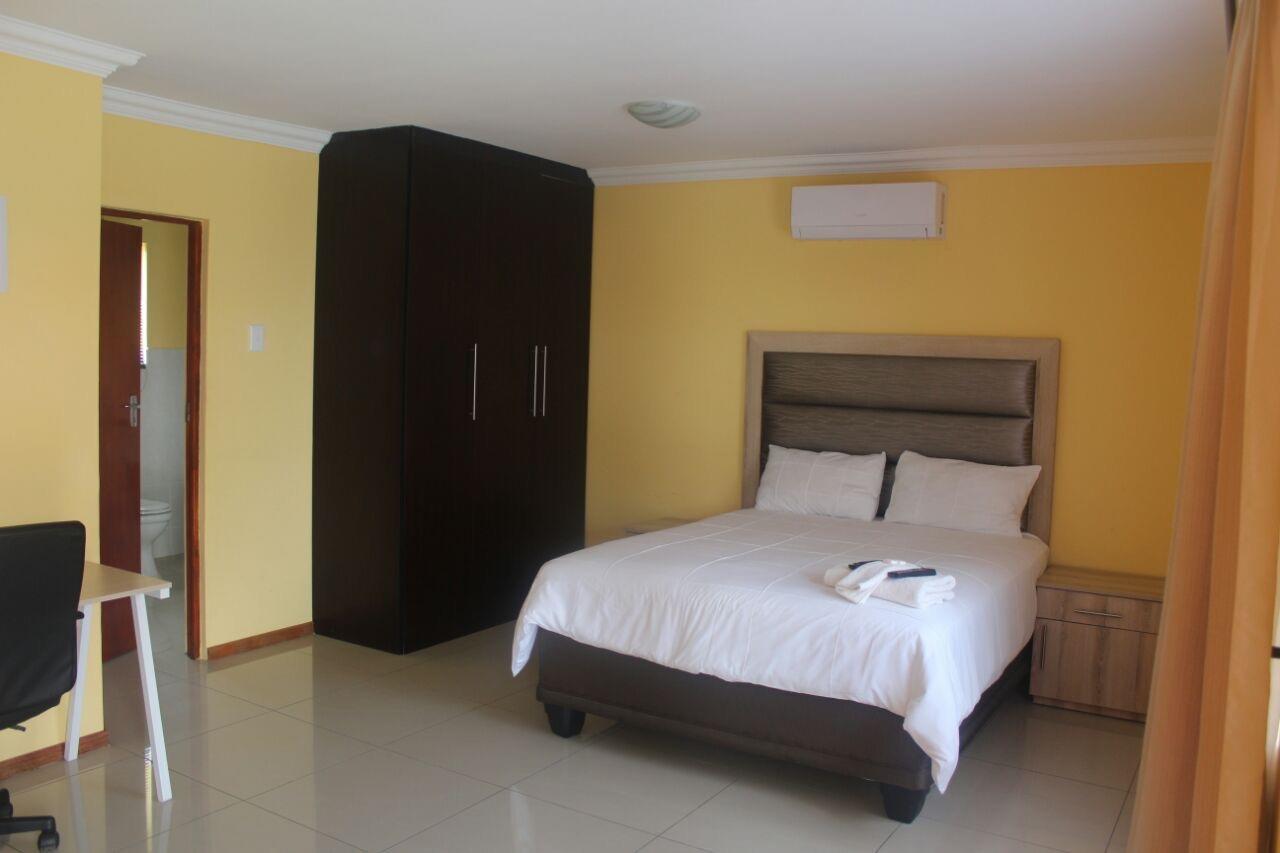 Mbopha Guest House Ulundi Exterior foto