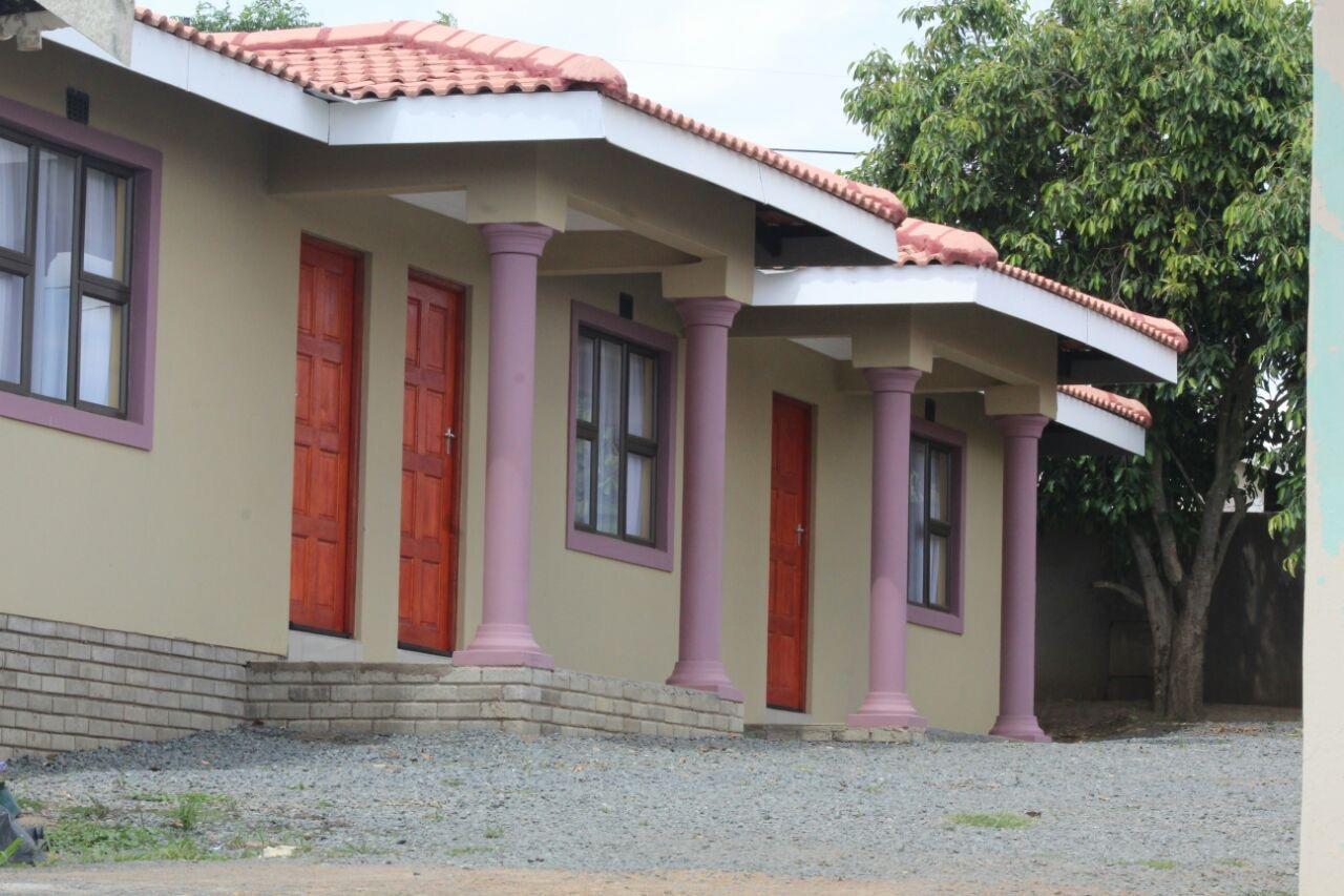 Mbopha Guest House Ulundi Exterior foto
